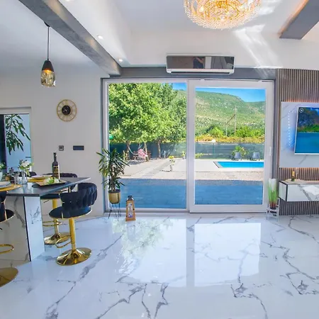 Rm * Ivisovo Greblje