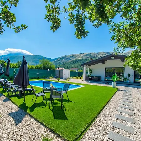 Rm Villa *